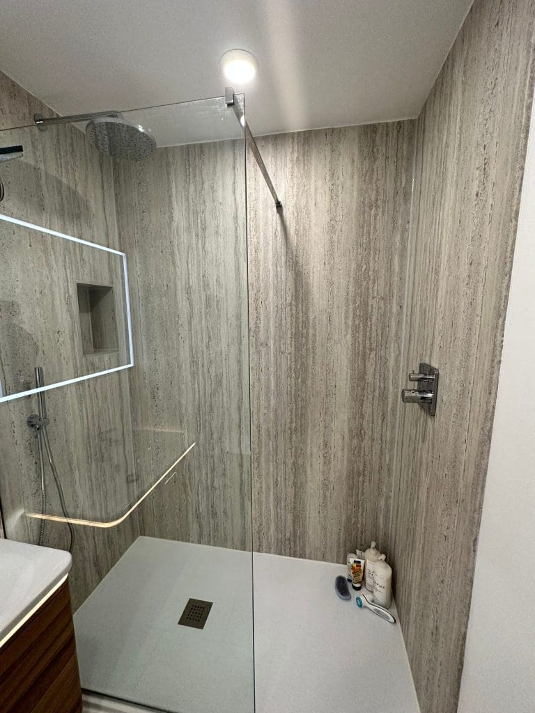 B1 Sean Myatt | UK Bathroom Warehouse, Oxford