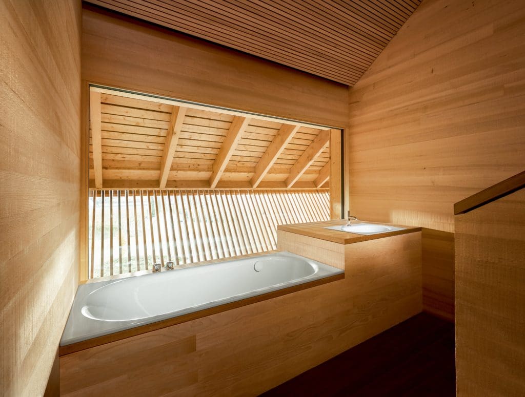 2017 Bettecomodo 3 | UK Bathroom Warehouse, Oxford